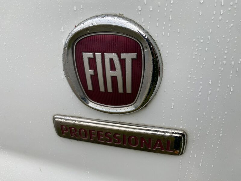Fiat Talento Tempomat/Drzwi boczne/Hak/Klimatyzacja/3 miejsca/Nawigacja/z Niemiec