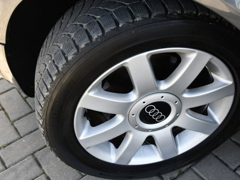 Audi A4 2,0b DUDKI11 Navigacja,Hak,Manual.Klimatronic,Tempomat.GWARANCJA B7 (2004-2007)