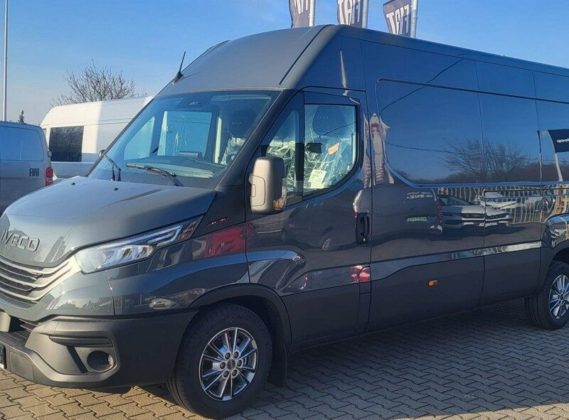 Iveco Daily 35S18A8H V L4H3 18m3 176KM Dostępny od ręki ! Pakiet Comfort Plus 2300 zł