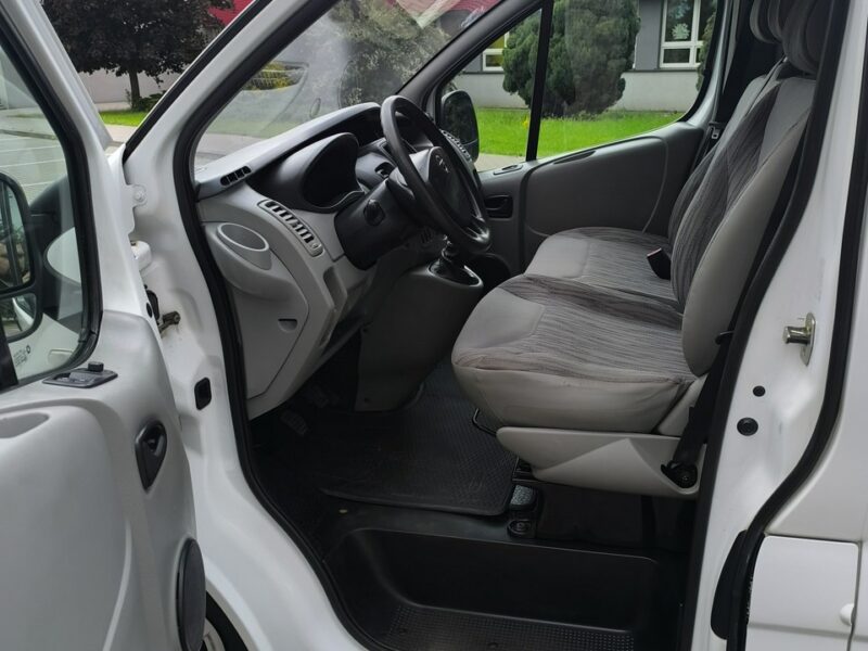 Nissan Primastar 2.0 dCi 115KM Trafic Vivaro