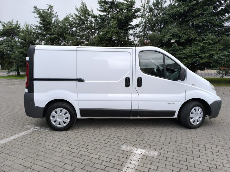 Nissan Primastar 2.0 dCi 115KM Trafic Vivaro