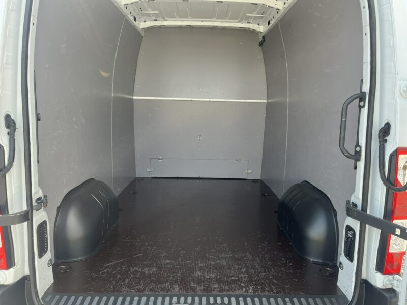 Renault Master 7-osob. Doka_Brygadowy *GWARANCJA* 2.3/136KM L3H2 MAX *HAK*