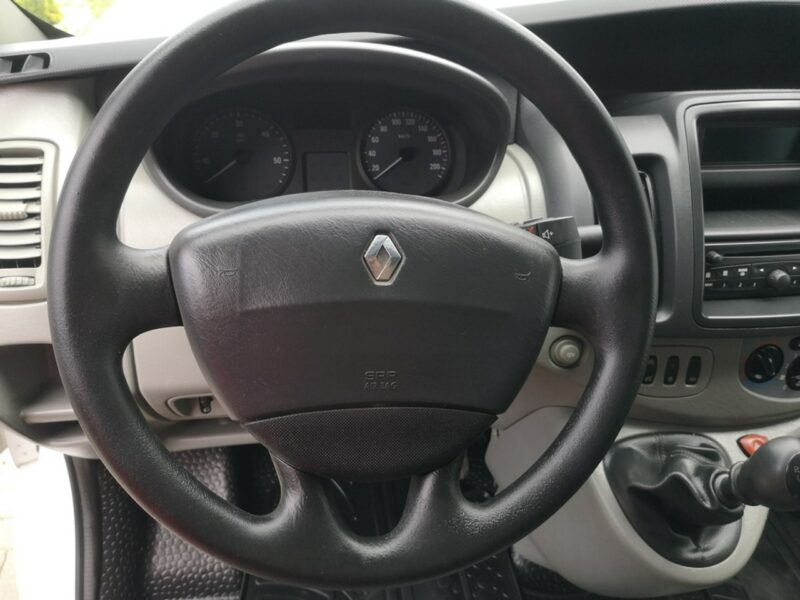 Opel Vivaro 2.0 CDTI 115 KM Klima Hak Tyłne drzwi Skrzydełkowe Gwarancja
