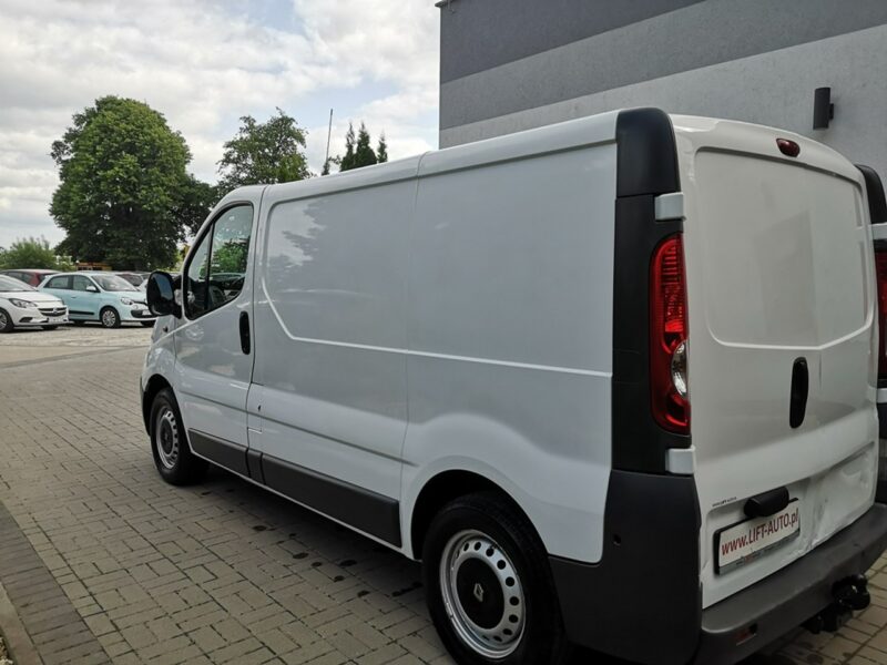 Opel Vivaro 2.0 CDTI 115 KM Klima Hak Tyłne drzwi Skrzydełkowe Gwarancja
