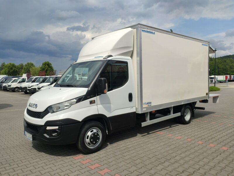 Iveco Daily 35C15 Do 3,5tony Kontener 8-Palet Winda Drzwi Boczne Na Bliźniaku Super Stan