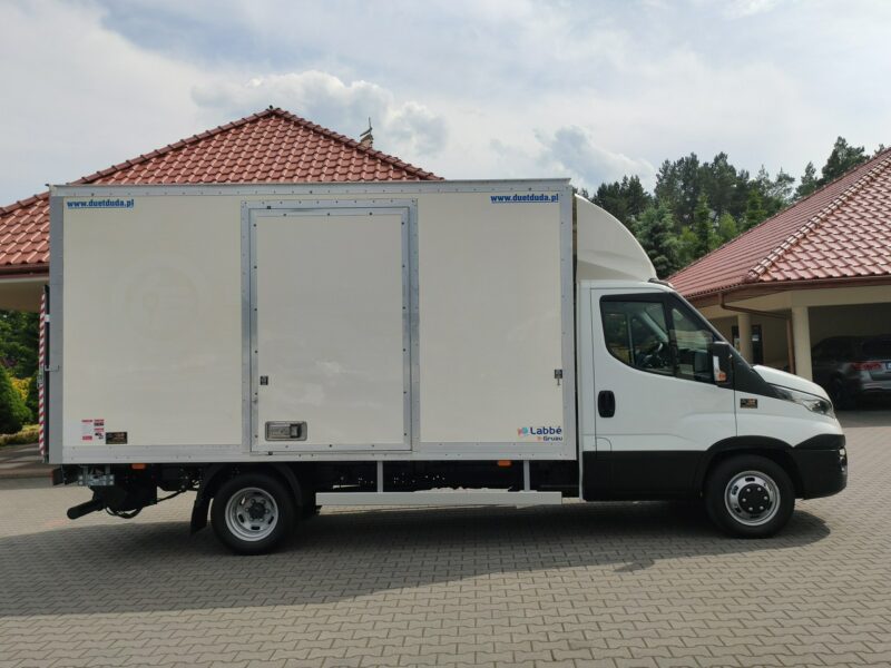 Iveco Daily 35C15 Do 3,5tony Kontener 8-Palet Winda Drzwi Boczne Na Bliźniaku Super Stan