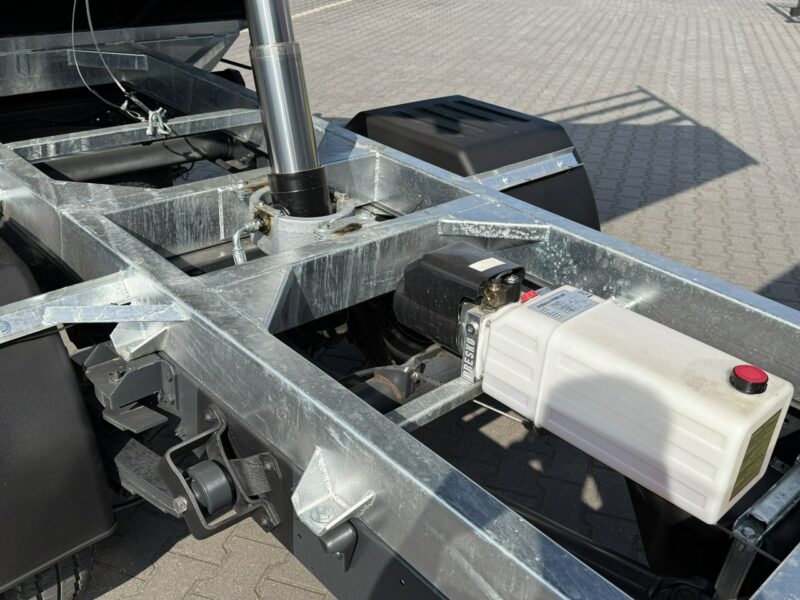 Iveco Daily 50C18 V 3.0 Wywrotka 3-stronna do 3.5 tony (70C18, 35C18) Kat B. Super Stan !