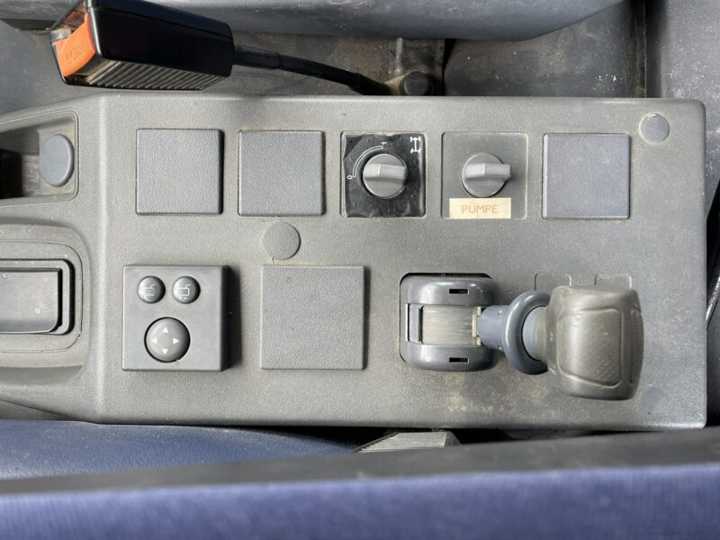 Iveco inny IVECO ML120E250 Straż Pożarna 7-osb Gaśnicza 2500 L 2008