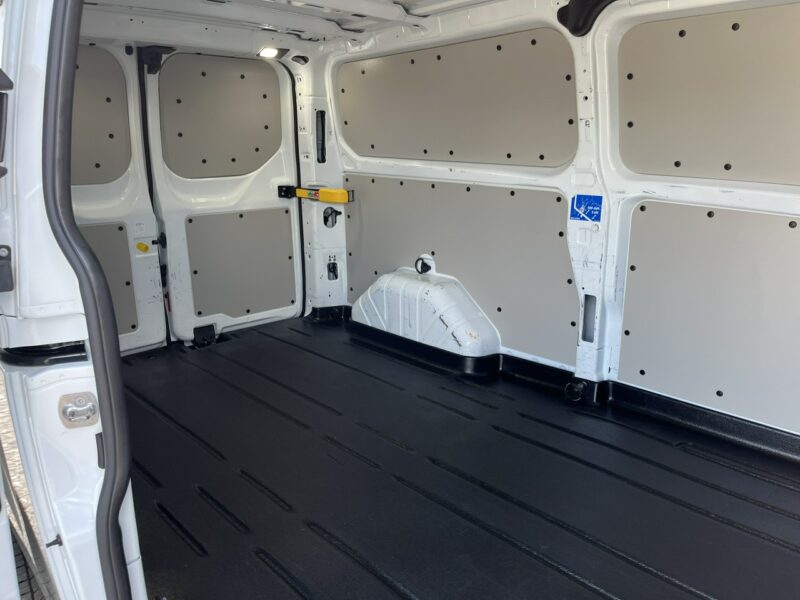 Ford Transit Custom Sport L2H1 * Automat * Relingi * Alu_Felgi_18C * GWARANCJA *