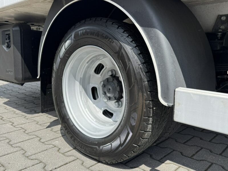 Iveco Daily 50C15 V Izoterma 10-Palet + Winda Drzwi Boczne Zabudowa Iglocar