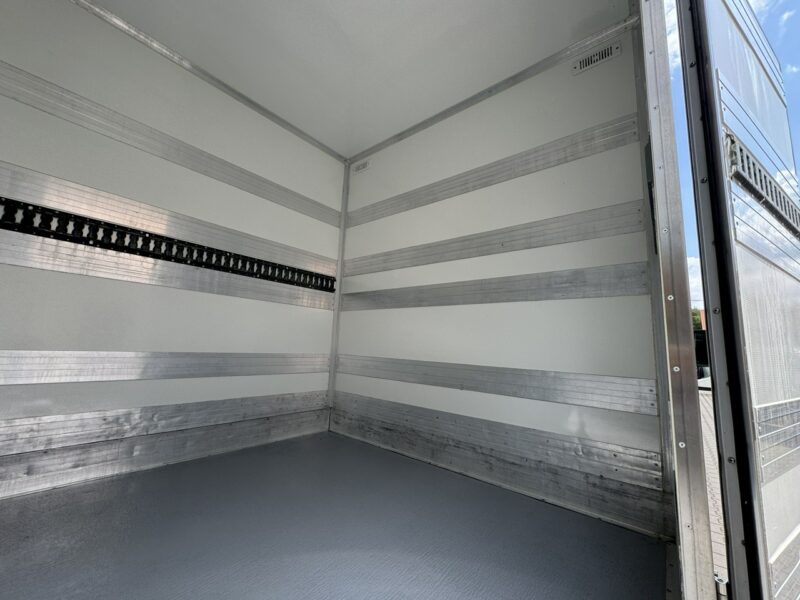 Iveco Daily 50C15 V Izoterma 10-Palet + Winda Drzwi Boczne Zabudowa Iglocar