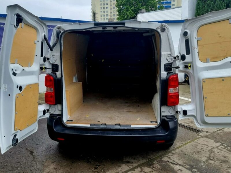 Opel Vivaro Pisemna Gwarancja 12 miesięcy - niski przebieg
