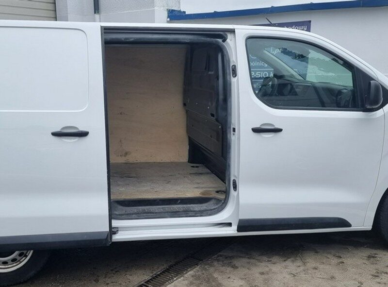 Opel Vivaro Pisemna Gwarancja 12 miesięcy - niski przebieg
