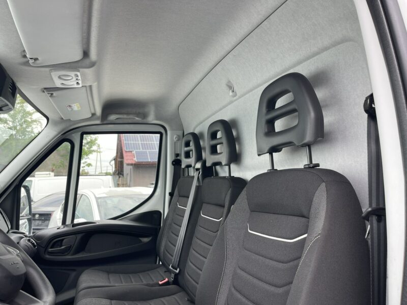Iveco Daily 50C18 V H Plandeka Klimatyzacja