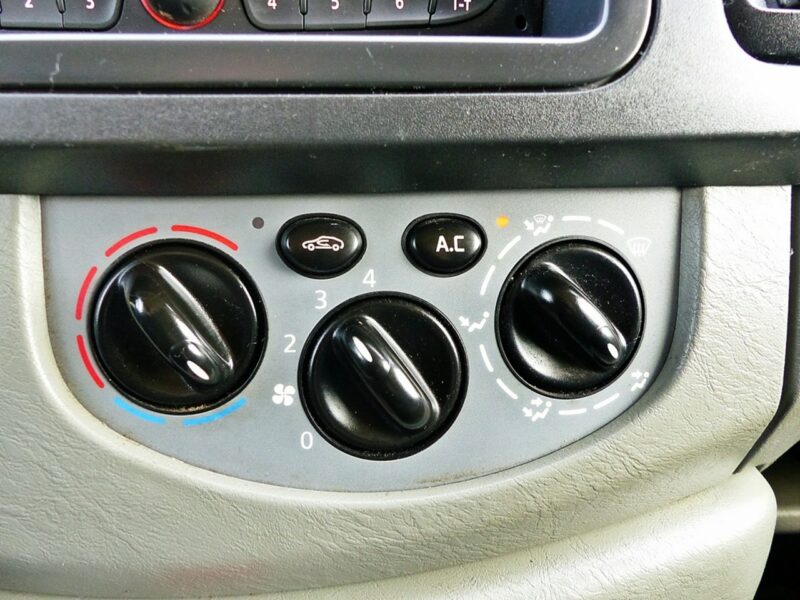 Renault Trafic 2.0 CDTI*L1H1*Klima*Alu*Elektryka*Nawigacja*Super Stan*Vivaro*ZOBACZ!!