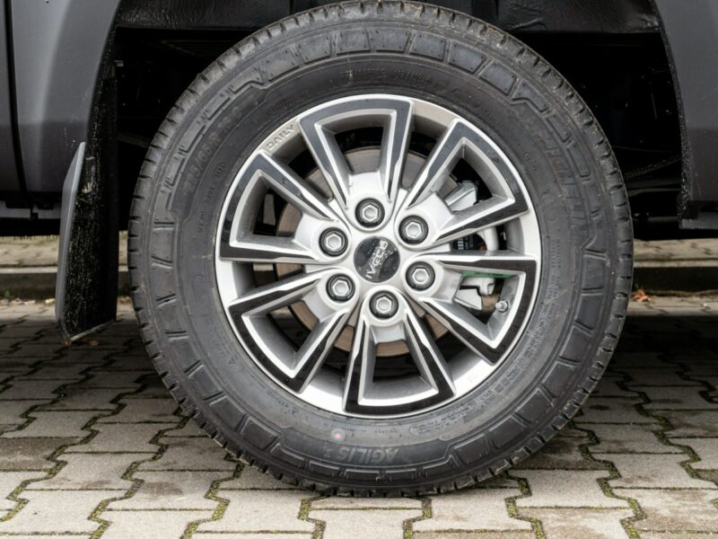 Iveco Daily 35S18A8H V 12m3 176KM Kamera Akt.Tempo. Komfortowy Fotel Od ręki 2134 zł