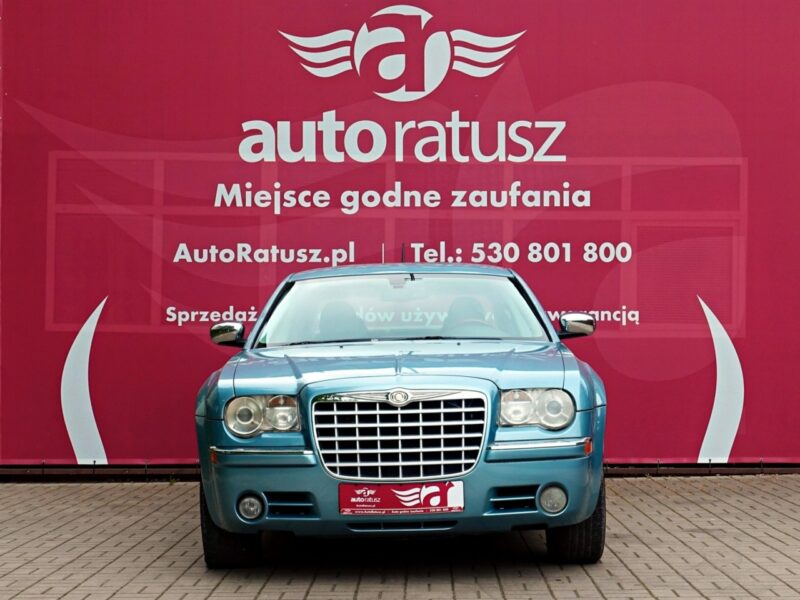 Chrysler 300C 5,7 HEMI/ Automat/ 4x4 / Szyberdach / Zadbany / Lift / Bezwypadkowy