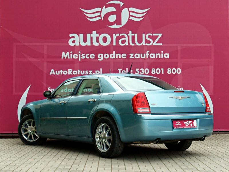 Chrysler 300C 5,7 HEMI/ Automat/ 4x4 / Szyberdach / Zadbany / Lift / Bezwypadkowy