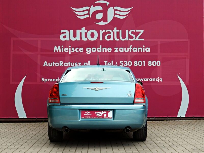 Chrysler 300C 5,7 HEMI/ Automat/ 4x4 / Szyberdach / Zadbany / Lift / Bezwypadkowy