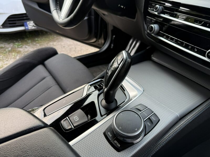 BMW 520 M*PAKIET*2.0*190*PS*X*DRIVE*Full*Led*Salon*Polska*Kamera*Hak*Alu*19* G30/G31 (2017-2023)