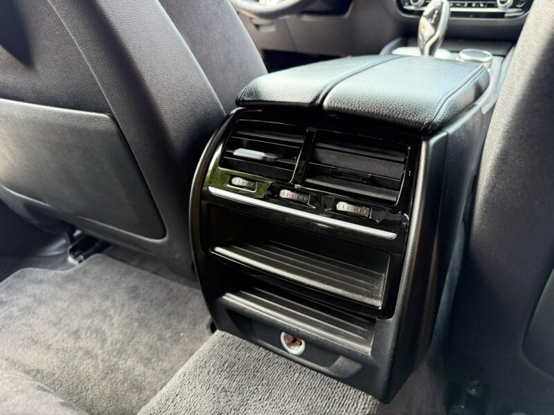 BMW 520 M*PAKIET*2.0*190*PS*X*DRIVE*Full*Led*Salon*Polska*Kamera*Hak*Alu*19* G30/G31 (2017-2023)