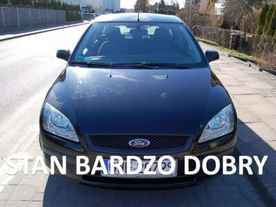 Ford Focus Niezawodna benzyna/Hak/Podgrzewana szyba czołowa/Hak/8 airbag/ESP Mk2 (2004-2011)