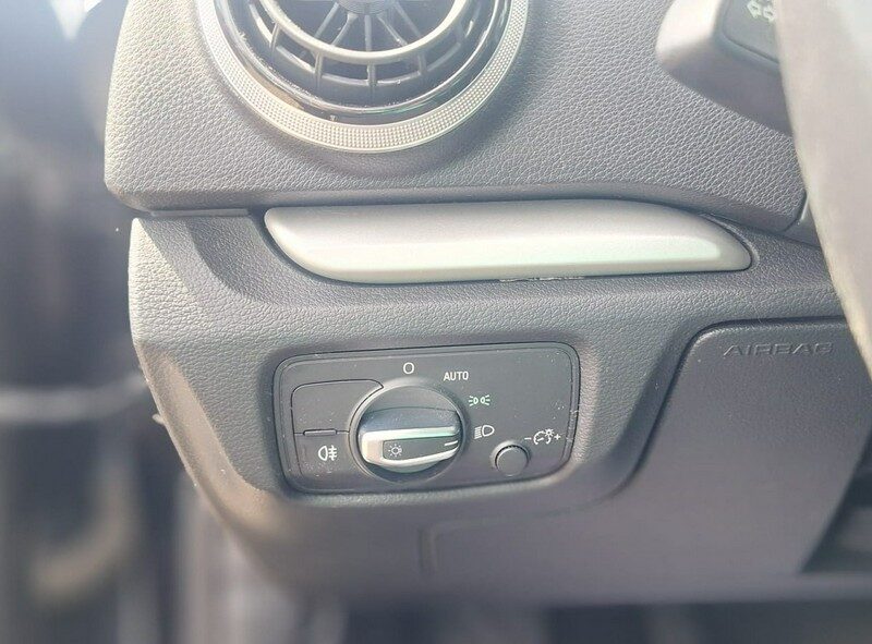 Audi A3 Duża navi, ledy xsenon 8V (2012-)