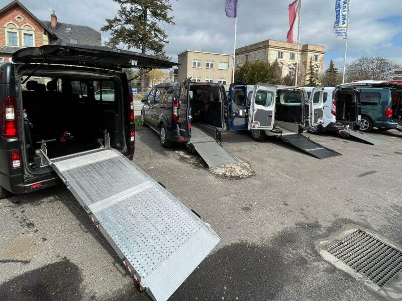 Mercedes Sprinter Sprinter Maxi przewozu niepełnosprawnych Rampa inwalida Flex 3-wózki III (2006-)