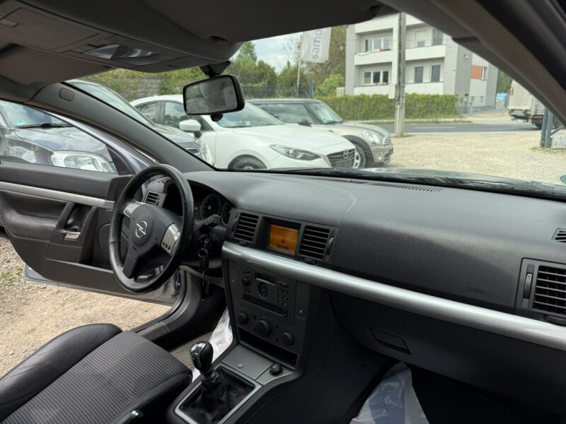 Opel Vectra GTS*2.2i*147*KM*KLIMATRONIK*niemcy*opłacony*stan*BDB*zwykły*pod*GAZ C (2002-2008)
