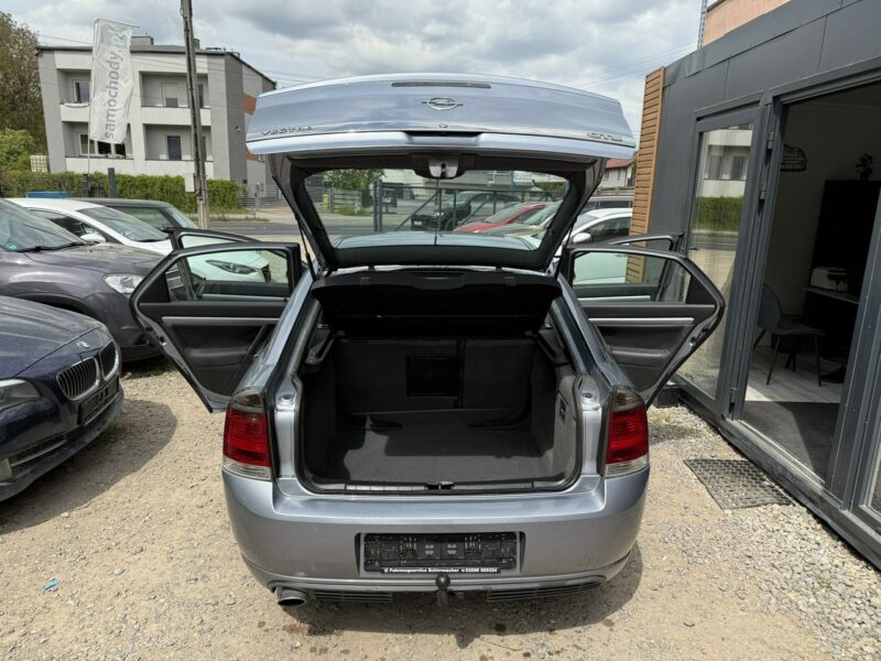 Opel Vectra GTS*2.2i*147*KM*KLIMATRONIK*niemcy*opłacony*stan*BDB*zwykły*pod*GAZ C (2002-2008)