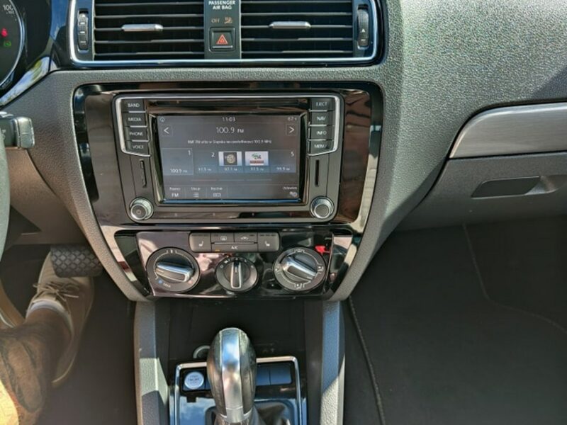 Volkswagen Jetta 1.8 TFSI 170 KM, Automat, Skóra, Nawigacja, Bluetooth, Kamera, Alu,USB A6 (2010-)