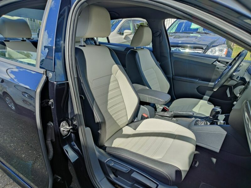 Volkswagen Jetta 1.8 TFSI 170 KM, Automat, Skóra, Nawigacja, Bluetooth, Kamera, Alu,USB A6 (2010-)