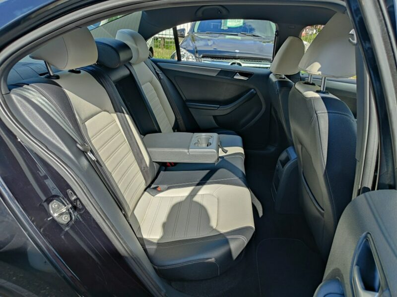 Volkswagen Jetta 1.8 TFSI 170 KM, Automat, Skóra, Nawigacja, Bluetooth, Kamera, Alu,USB A6 (2010-)