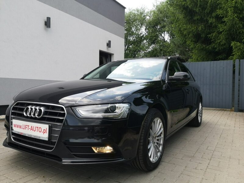 Audi A4 2.0 TDI 143KM Navigacja DSG 7 bieg Bi-XENON Lift Gwarancja B8 (2007-2015)