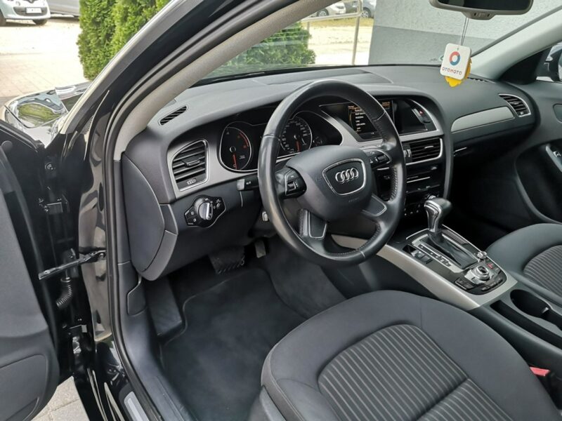 Audi A4 2.0 TDI 143KM Navigacja DSG 7 bieg Bi-XENON Lift Gwarancja B8 (2007-2015)
