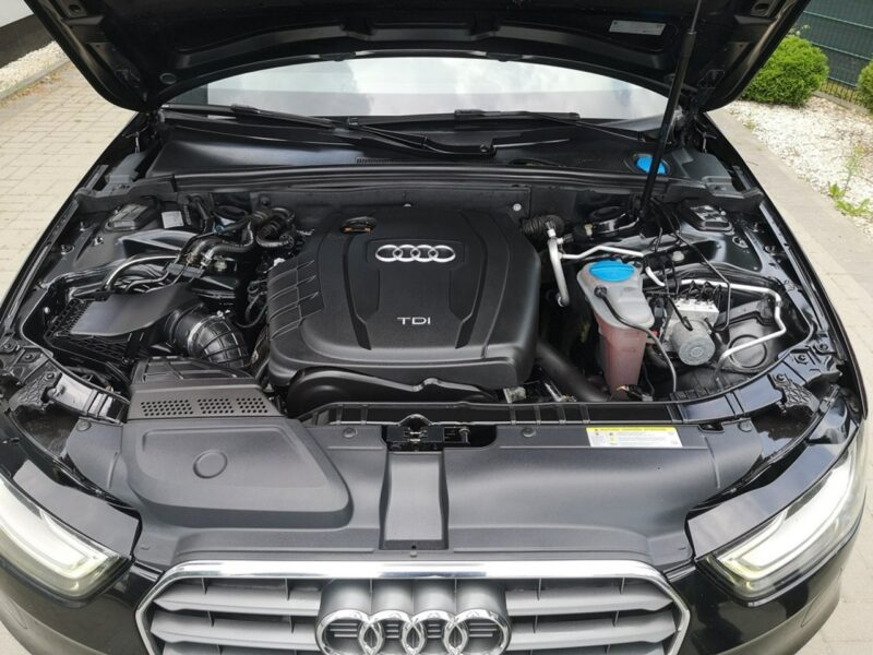 Audi A4 2.0 TDI 143KM Navigacja DSG 7 bieg Bi-XENON Lift Gwarancja B8 (2007-2015)