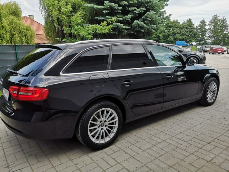 Audi A4 2.0 TDI 143KM Navigacja DSG 7 bieg Bi-XENON Lift Gwarancja B8 (2007-2015)