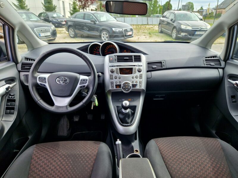 Toyota Verso *Zarejestrowany w Polsce*Panorama*Roczna Gwarancja Techniczna*