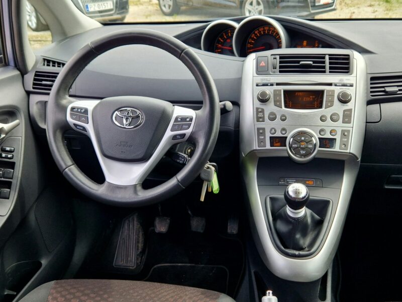 Toyota Verso *Zarejestrowany w Polsce*Panorama*Roczna Gwarancja Techniczna*