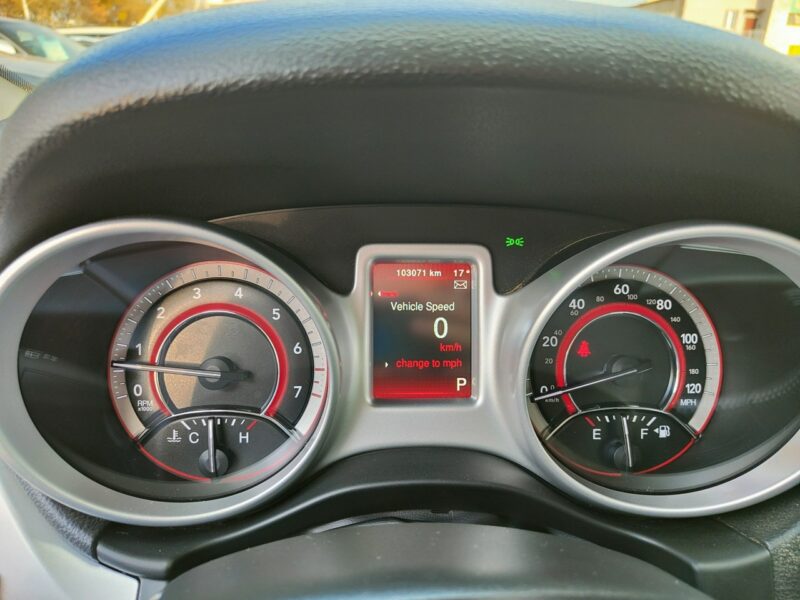 Dodge Journey 2.4 Benzyna 190 KM, Bluetooth, Kamera Cofania, Tempomat, 7-osób, Alu