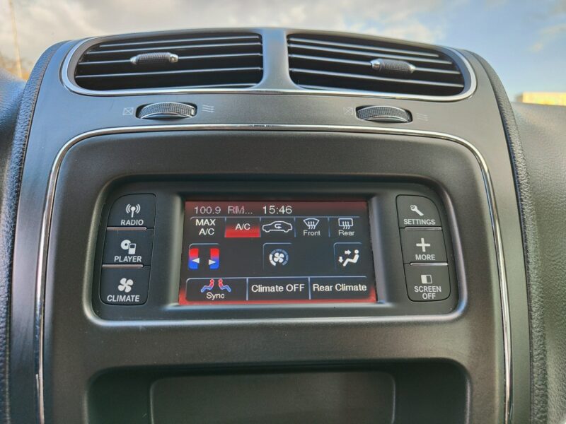 Dodge Journey 2.4 Benzyna 190 KM, Bluetooth, Kamera Cofania, Tempomat, 7-osób, Alu