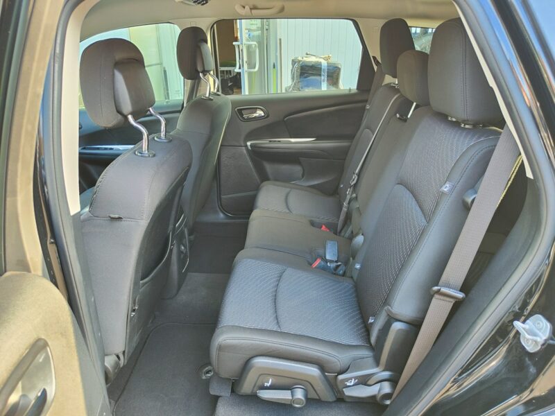 Dodge Journey 2.4 Benzyna 190 KM, Bluetooth, Kamera Cofania, Tempomat, 7-osób, Alu