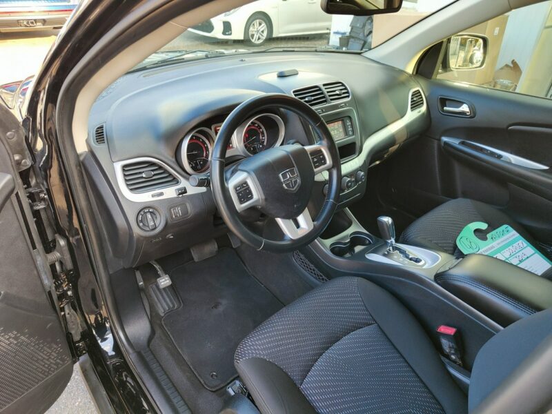 Dodge Journey 2.4 Benzyna 190 KM, Bluetooth, Kamera Cofania, Tempomat, 7-osób, Alu