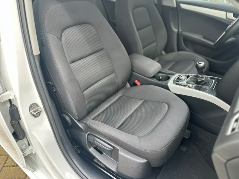 Audi A4 1.8 Sport S-line Europa B8 (2007-2015)