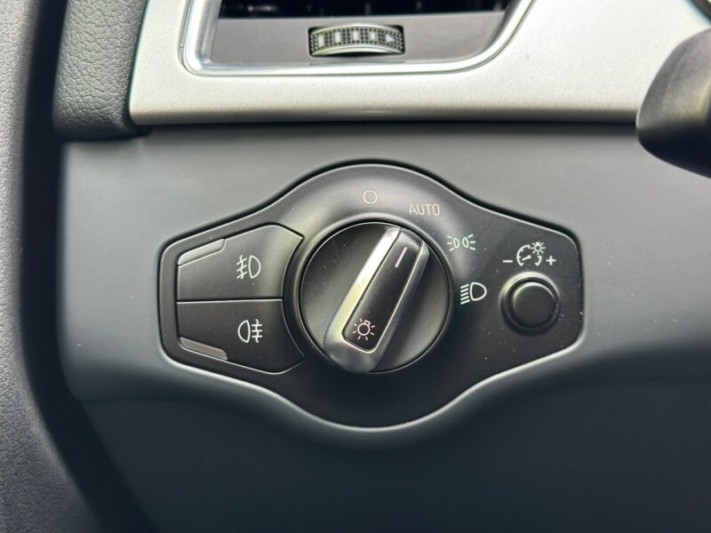 Audi A4 1.8 Sport S-line Europa B8 (2007-2015)