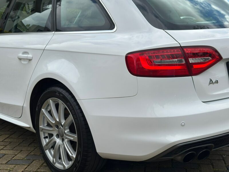 Audi A4 1.8 Sport S-line Europa B8 (2007-2015)