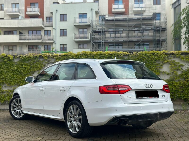 Audi A4 1.8 Sport S-line Europa B8 (2007-2015)