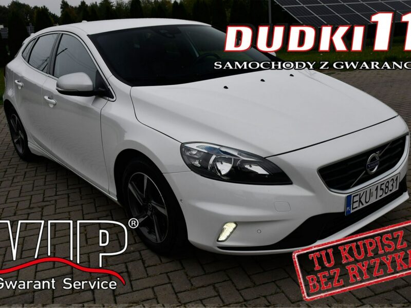Volvo V40 2,0Hdi DUDKI11 R-Design,Navi,Klimatronic,Tempomat,Hak,GWARANCJA II (2012-)
