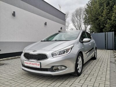 Kia Cee'd 1.6 CRDI 120KM # Klima # Automat # Czujniki # Halogeny # Parktronic II (2012-)