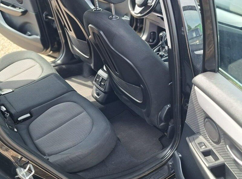 BMW 216 ledy mały przebieg F45